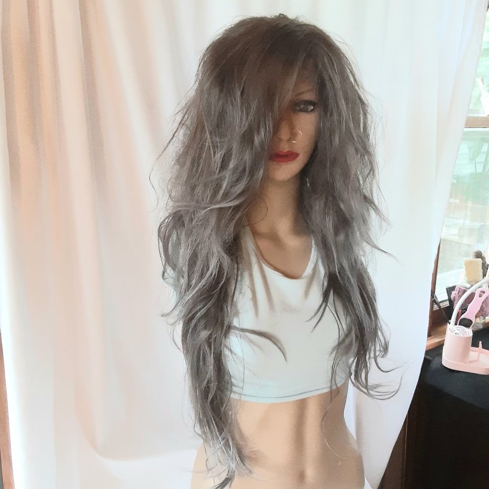 EMO gray Wig gothic, lace front wig styled - Picture 2 of 8
